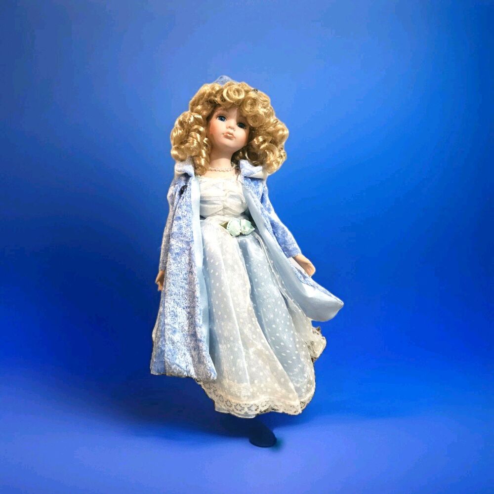 WINTER BLUE Vintage Limited Edition Danea Collection Porcelain Doll 1-500 Stand - Picture 1 of 8
